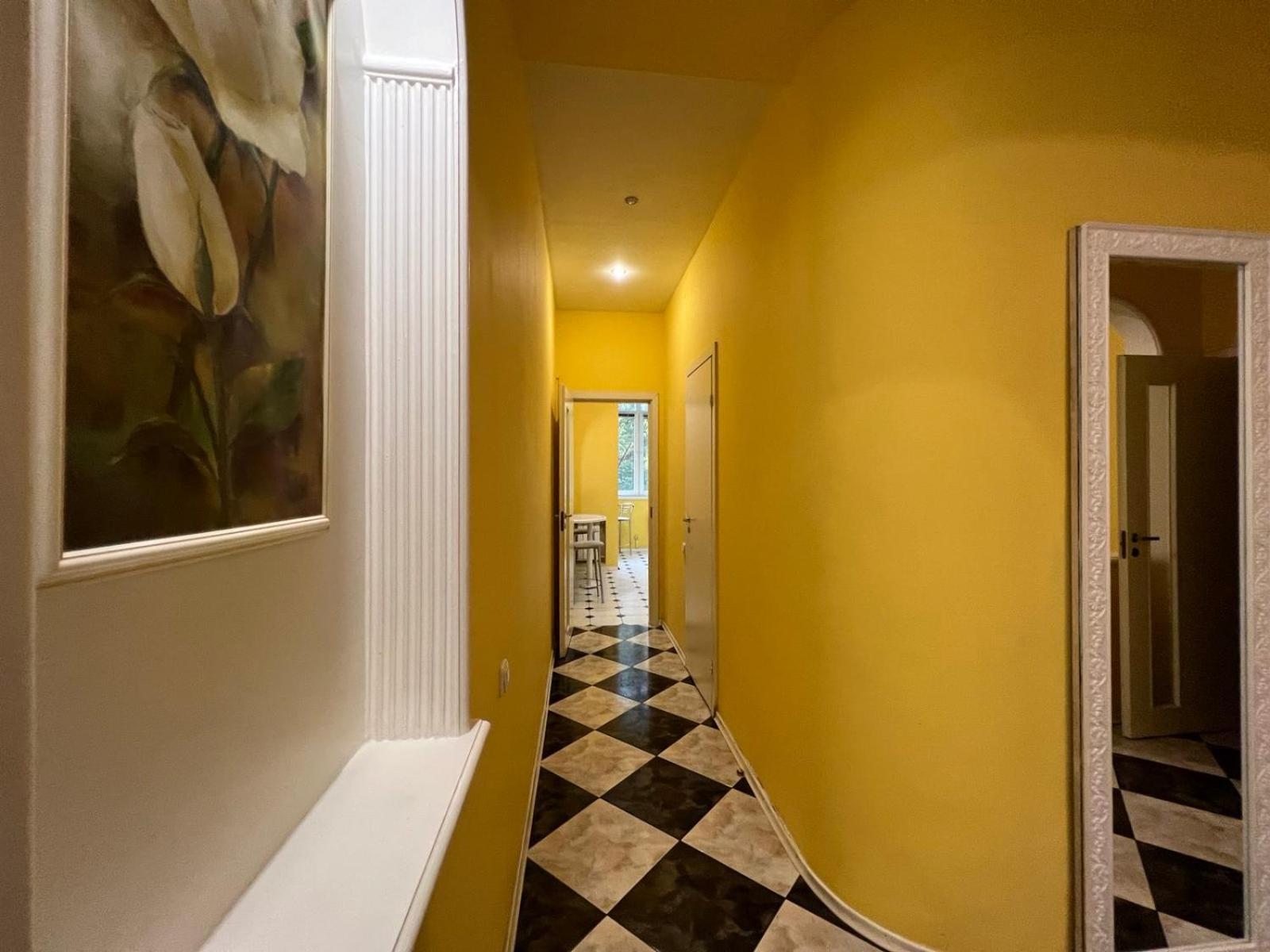 Apartment Near Gulliver *